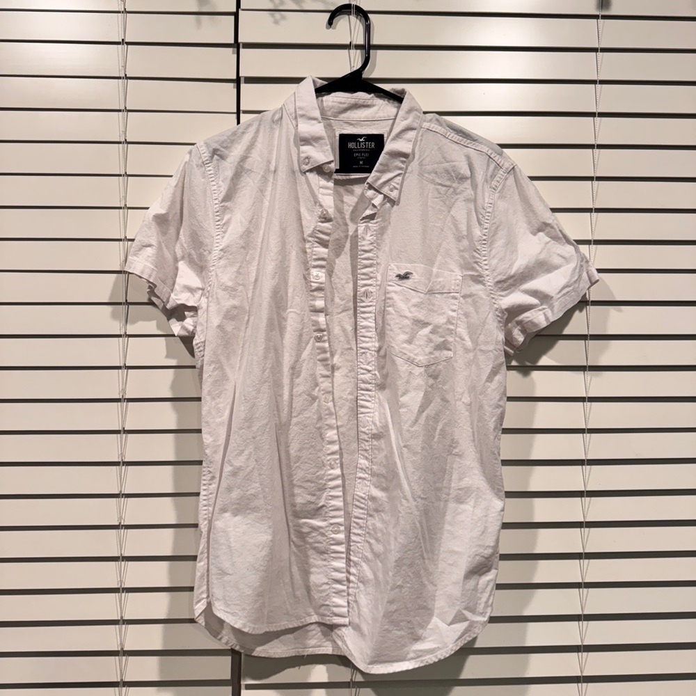 Hollister Button Up